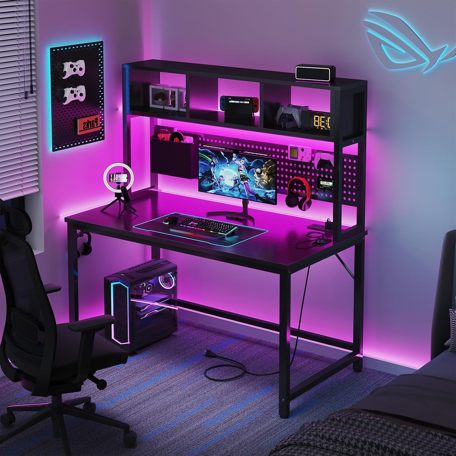 47" Black Gaming Desk with Hutch & Pegboard
